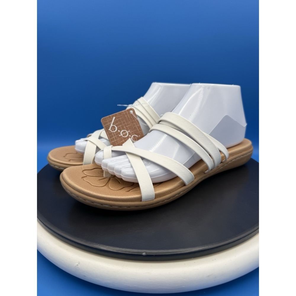 BØC Børn Concept Alisha Womens Size 10M Toe Loop White Slip On Sandals Flats NEW